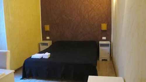 B&B In Piazza Roma 2*,  İtalya