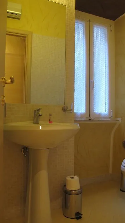 ** Bed & Breakfast B&B In Piazza Rome Italy